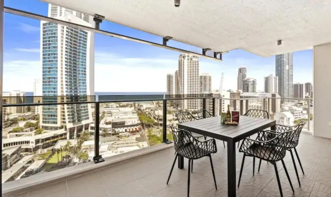 Apartmán Circle On Cavill 3 Bedroom 2 Bathroom Ocean And River View Gold Coast Austrálie
